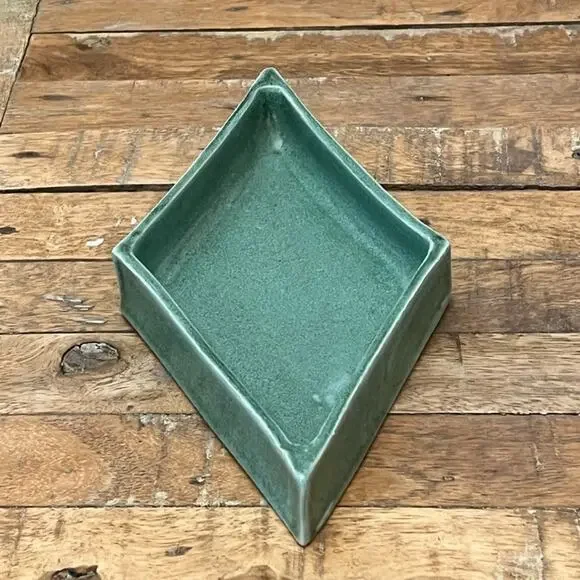 Art Studio Pottery Diamond Shaped Trinket Dish Emerald Green 10.5