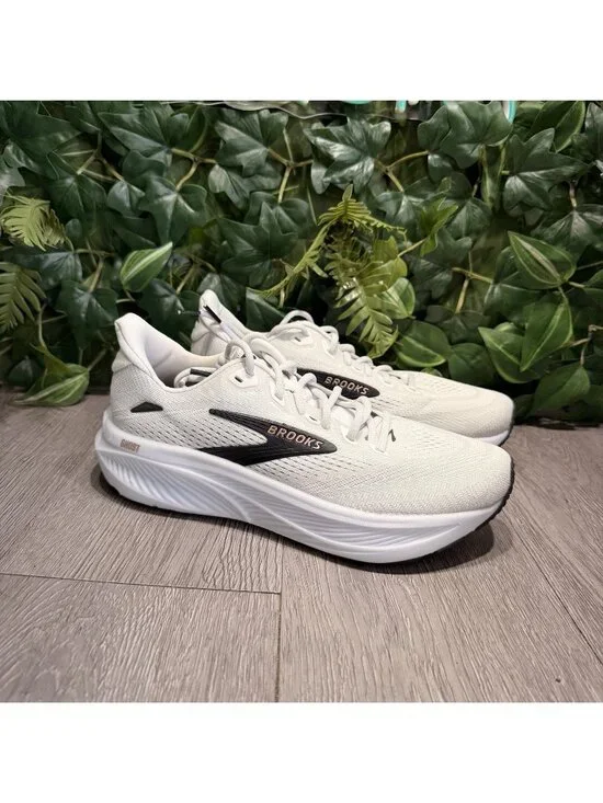Brooks Ghost 18 Women’s Size 8 B White Black Rose Gold Running Shoes Worn 1X