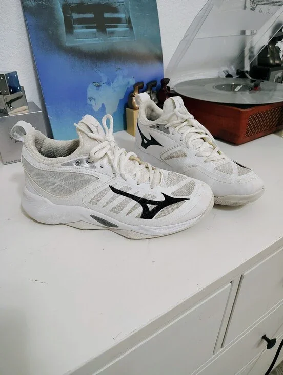 Mizuno Wave Dimension Volleyball Shoe Size 8