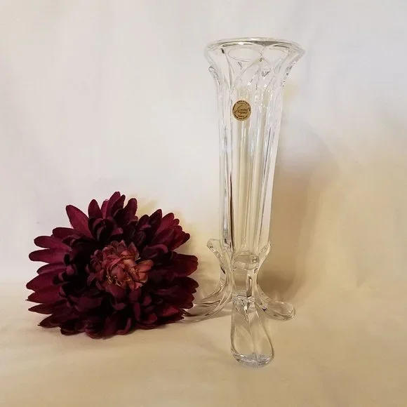 Cristal d'Arques Lead Crystal Footed Bud Vase Vintage Petal Details EUC‎