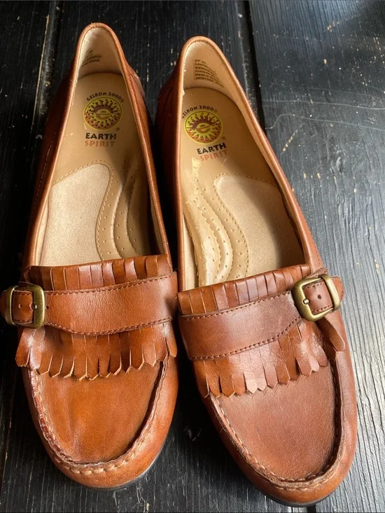 Earth Spirit Tan Leather Kiltie Loafers with Buckle
