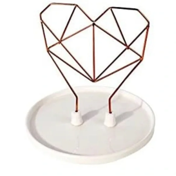 IMM Living Coxet Wire Heart Ceramic Jewelry Holder