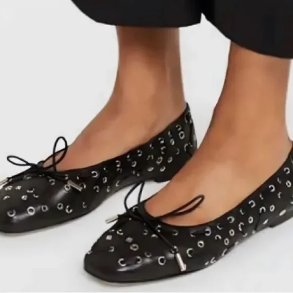 NWOB Chloe “Oracia” Grommet Leather Ballerina Flats NEW! Size 36.5