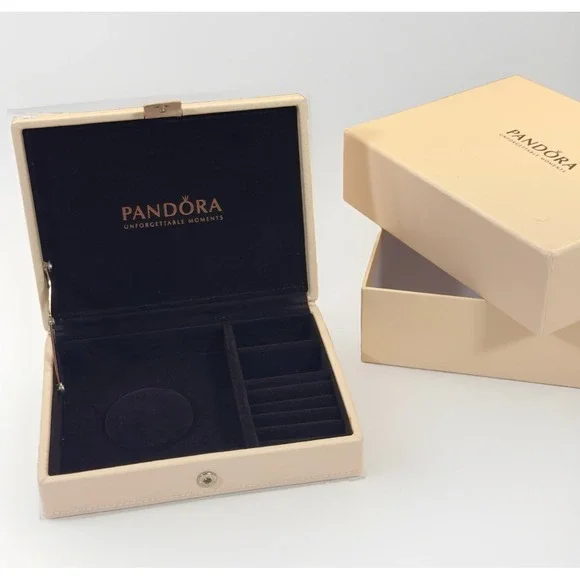 Pandora-NEW Authentic Unforgettable Moments Jewelry Box Blush/Cream(RETIRED LTD)