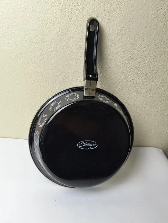 Ginnys's Black Nonstick Fry Pan with Decorative Ring Detail - Made In Indonesia