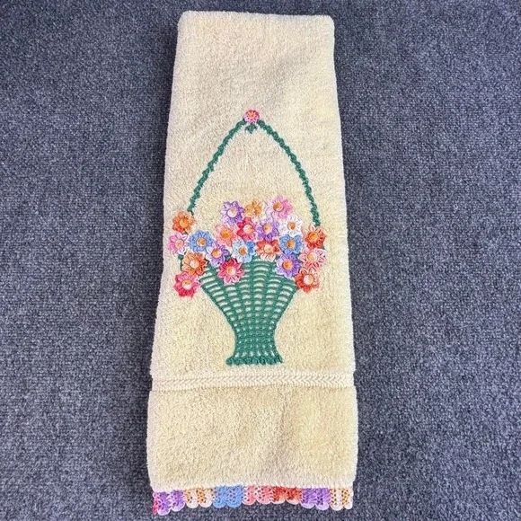 Vintage Embroidered Flowers In A Basket Bath Towel Cotton 44