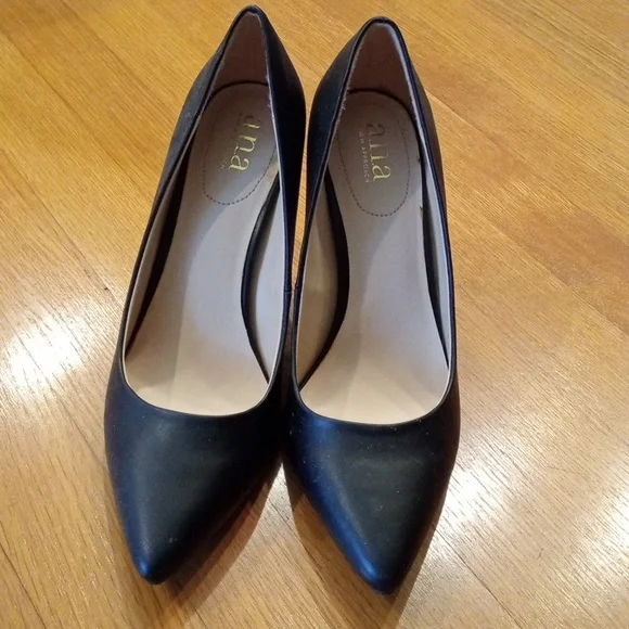 GUC A.N.A. Black Farrah Pump Heels Women's 9.5