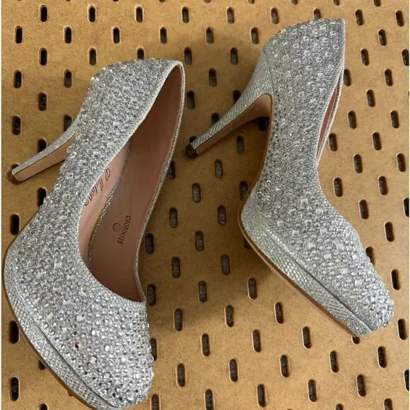 De Blossom Shoes Womens Size 7.5 Wedding Rhinestone Bling Glam Disco Silver pump