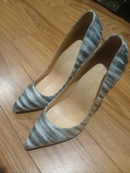Striped Grey Pointed-Toe Pumps by Unbranded