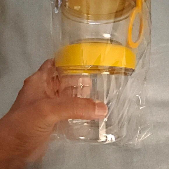 Overnight Oatmeal Cups w/ Spoon, Yellow/Clear Plastic, Small 5in