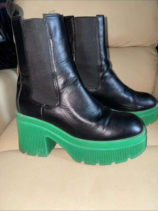 Bamboo Platform Chunky Boots with Green Soles
