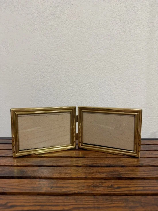 Classic Double Gold Hinged Picture Frame