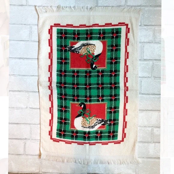 Vintage 80s Christmas Goose Hand Towel - Plaid Cottagecore Holiday Kitchen Decor