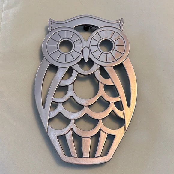 Hoo Hoo! Vintage Silverplated Owl Wall Decor or Trivet by Leonard - Sweet!