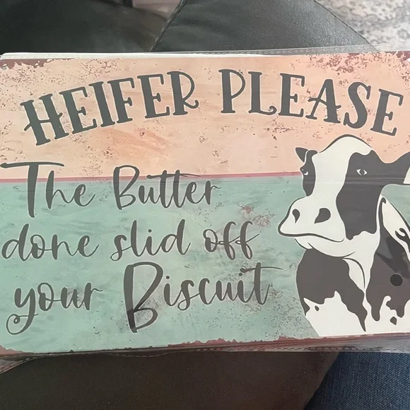 Rustic Farmhouse‎ Wall Sign with Cow Design. NWOT