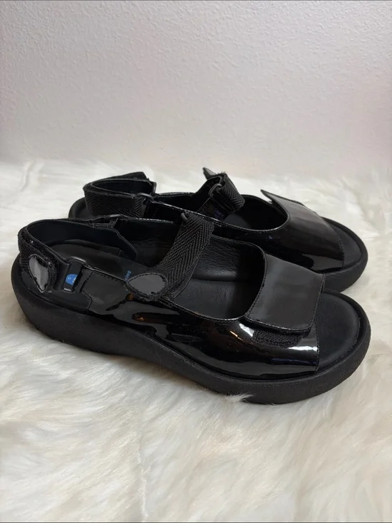 Black Patent Mary Jane Platform Sandals