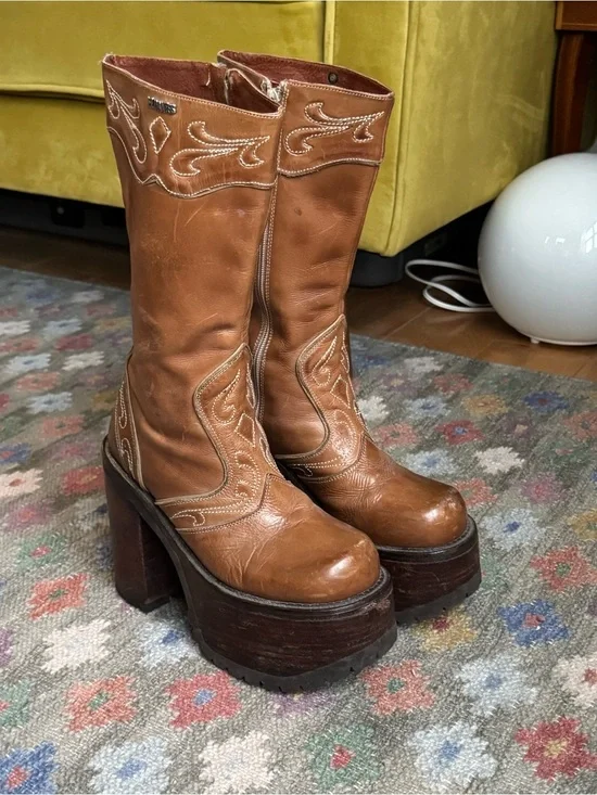 Vintage El Dante Boots