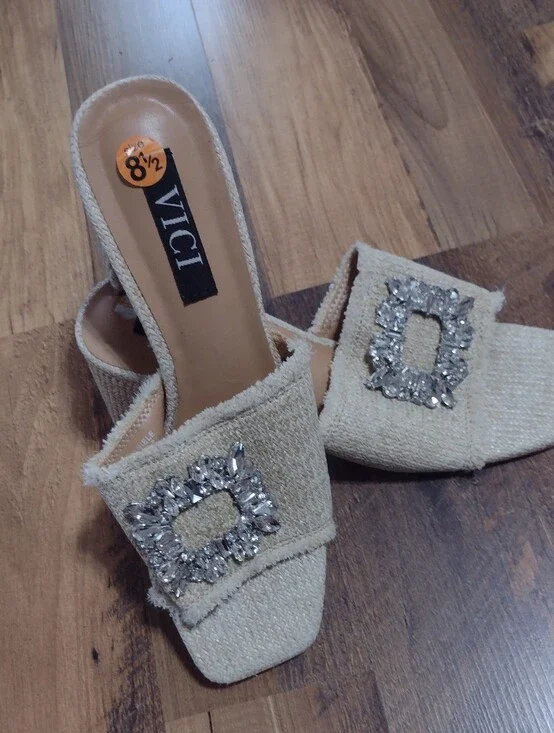 Embellished Cream Slide Sandals with Crystal Buckle Size 8.5