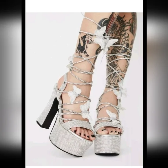 Poster Girl Womens Siver Blindin’ Pixie Queen Lace Up Platform Heels 8