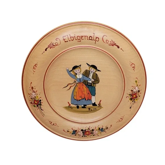 Austrian‎ Wooden Plate Hand Painted Signed Dutch People Couple 8.5