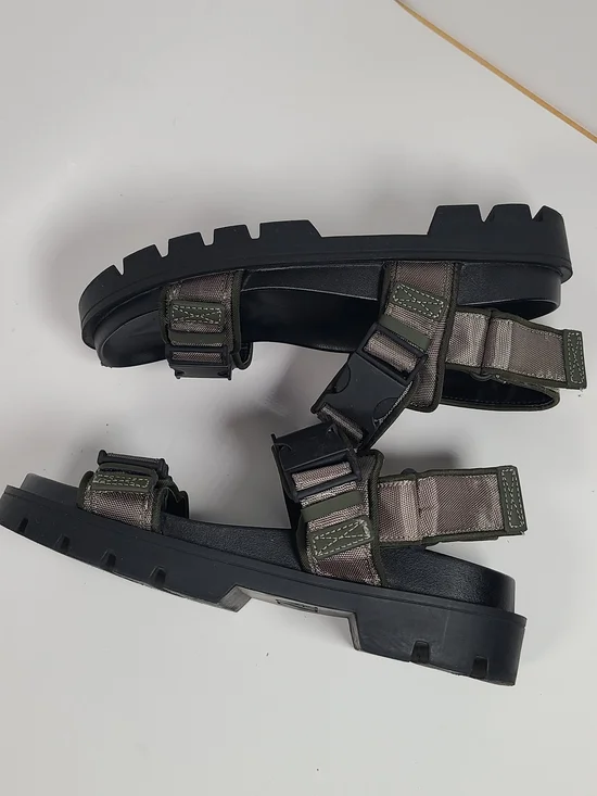 Zara Olive Green and Black Platform Strap Sandals Size 36