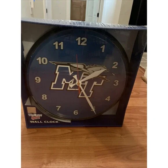 Round Chrome Wall Clock Minnesota Twins 12
