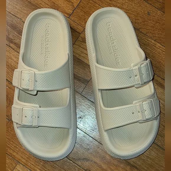 J Slides So Cool Sandal beach‎ slides sand color size 8
