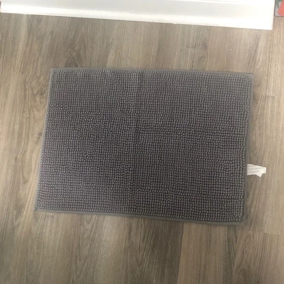 🥤 Room Essentials Soft Texture Bath Mat