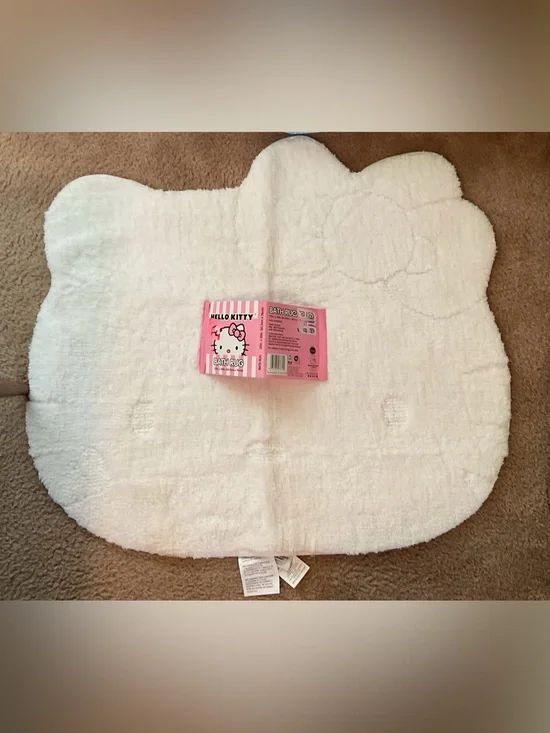 Hello Kitty White Plush Character Bath Mat