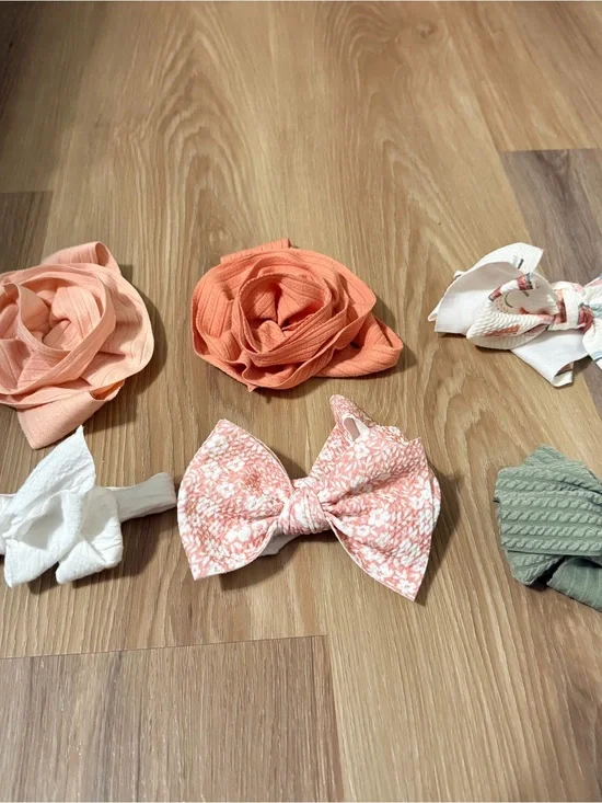 6 Soft peach and Floral Bow Headband - Unbranded