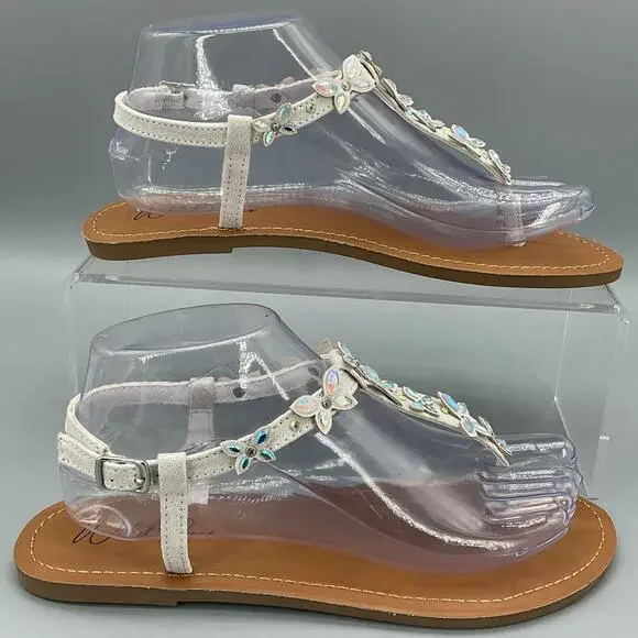 NEW Wild Pair Women’s Krisleyy Thong Sandals White Size 7.5M