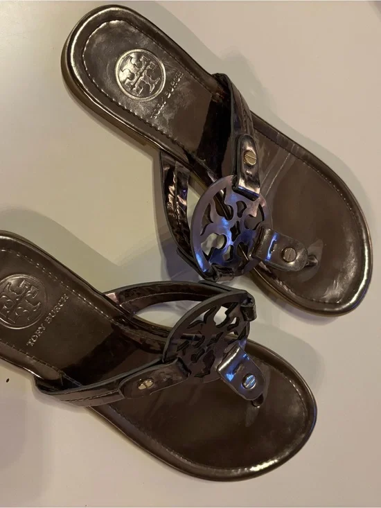 🔥SOLD🔥 Tory Burch silvery brown metallic sandals, 8