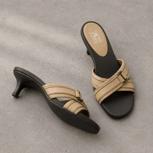 Aerosoles Women's Tan and Cream Sandals