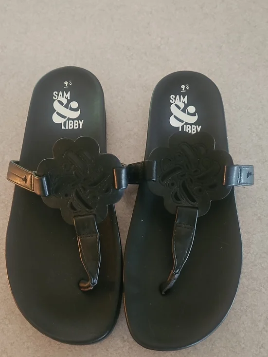 Sam & Libby Black Floral Thong Slide Sandals