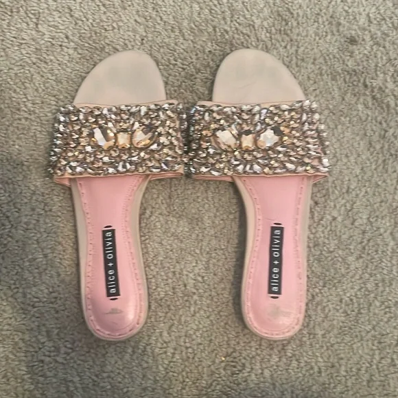Preowned/final sale beautiful open sandals with jeweled embellishment