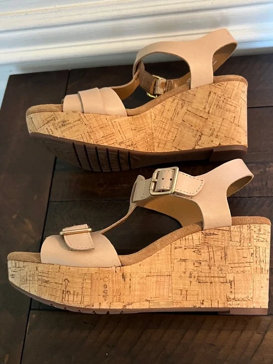 Clarks Artisan Nude Cork Wedge Platform Buckle Sandals Size 7.5