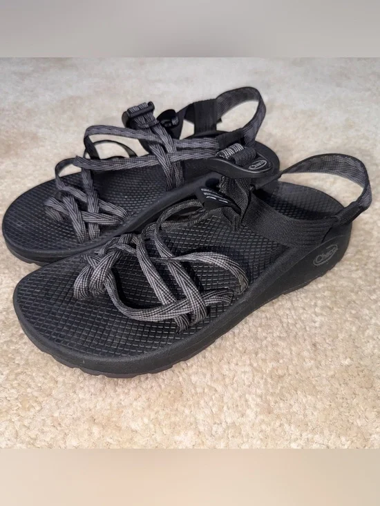Chaco Women's Black/Gray Strappy Sandals