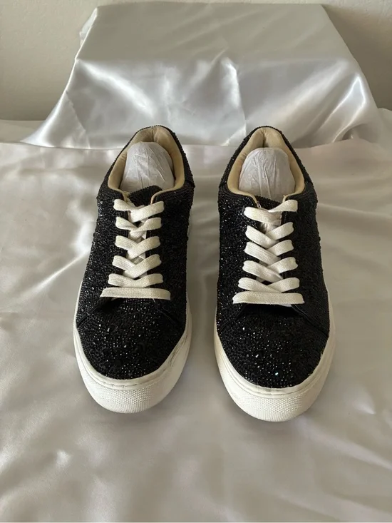 Betsey Johnson Black Crystal Embellished Low-Top Sneakers