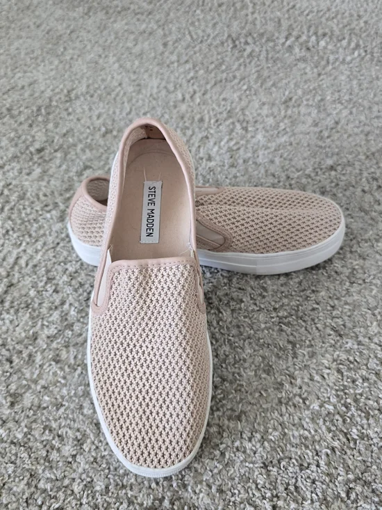 Steve Madden Women's Pink Knit Slip-On Flat Round Toe Solid Casual US 9