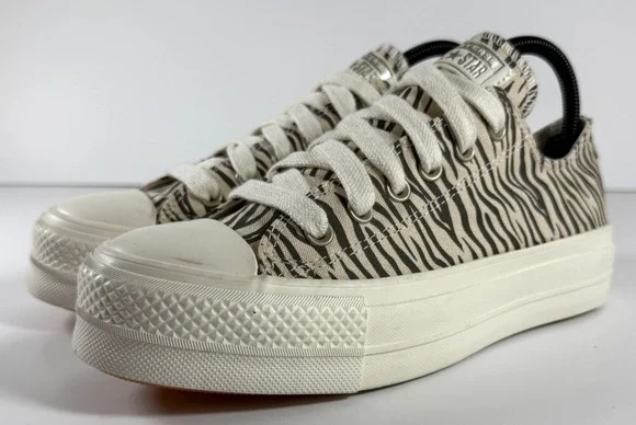 Converse Chuck Taylor All Star Lift Platform Zebra Sneakers Women's 8.5 A10959C