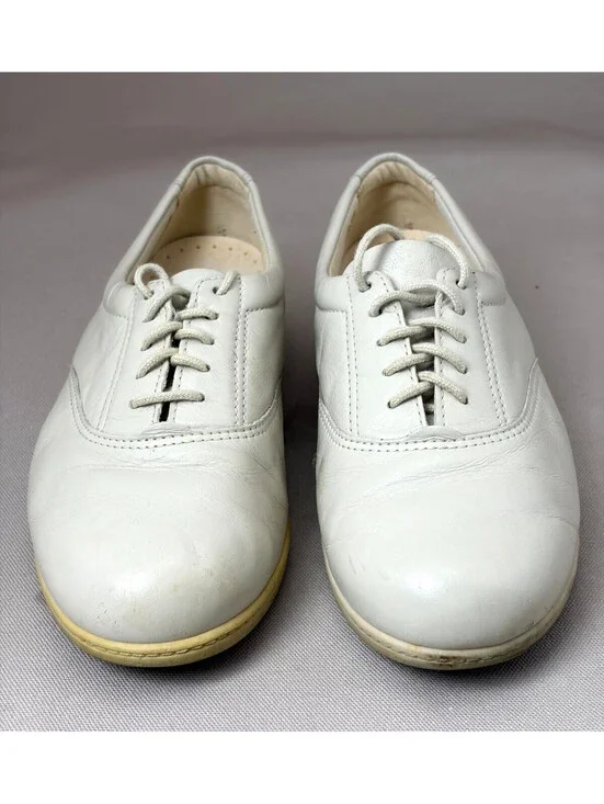 SAS Classic Womens 6 M White Leather Comfort Walking Shoes Made in USA Lace Up