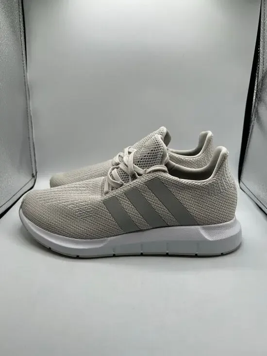 Adidas Swift Run 1.0 Wmns ‘Grey Silver Metallic’ size 8.5w