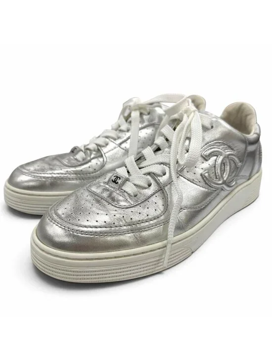 Chanel CC Logo Lace-up Leather Low Top Sneakers Silver