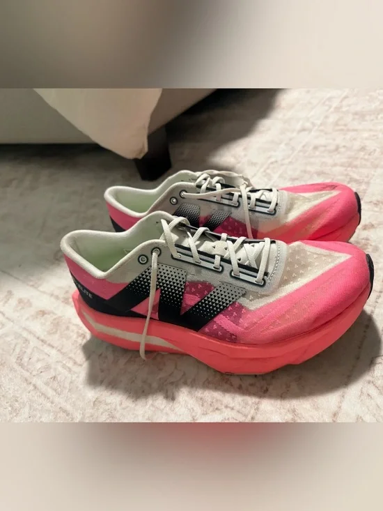 New Balance Women’s Supercomp Elite V4 Road Running Shoes