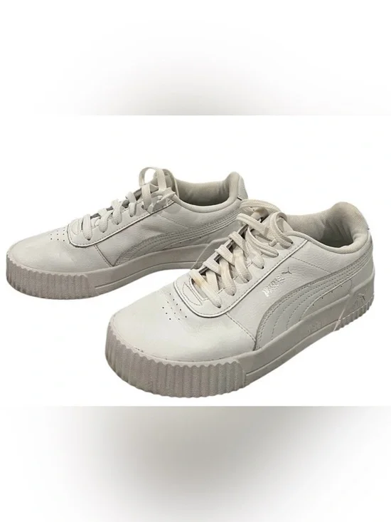 PUMA Carina Street-stye women’s 8.5 lace up white sports tennis shoes