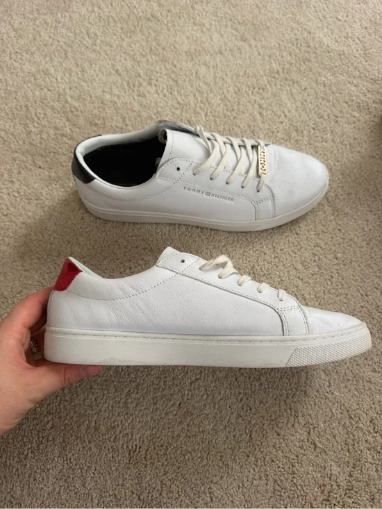 Tommy Hilfiger Essential Sneakers