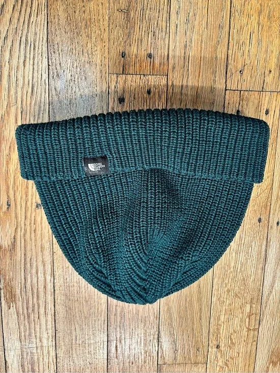 The North Face kids Rib Knit Beanie in Green