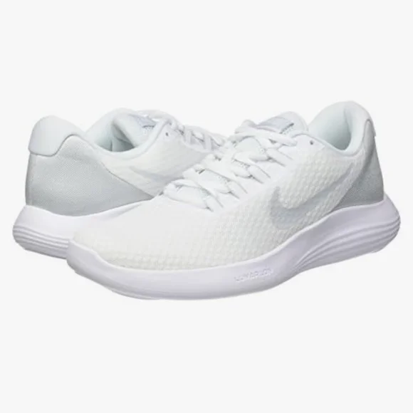 Nike Women's Lunarconverge White/Pure Platinum Wolf Grey‎ Running Shoes Sneakers