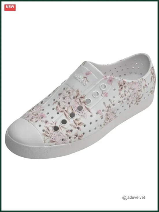 Lightweight Slip On Sneaker with Wanderfoam Cushioning