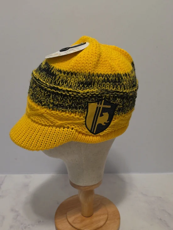 Harry Potter Yellow Knit Kids Visor Beanie with Crest - Brand New